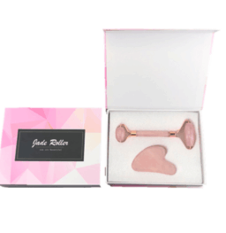 kasvorulla_ja_pakkaus_ilman_taustaa www.eiraestetica.fi kasvorulla ja pakkaus ilman taustaa